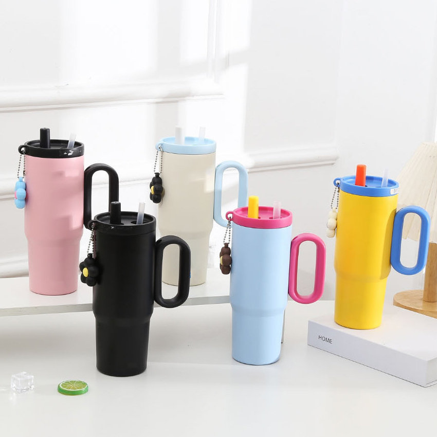 손잡이 키링 텀블러 650ml
